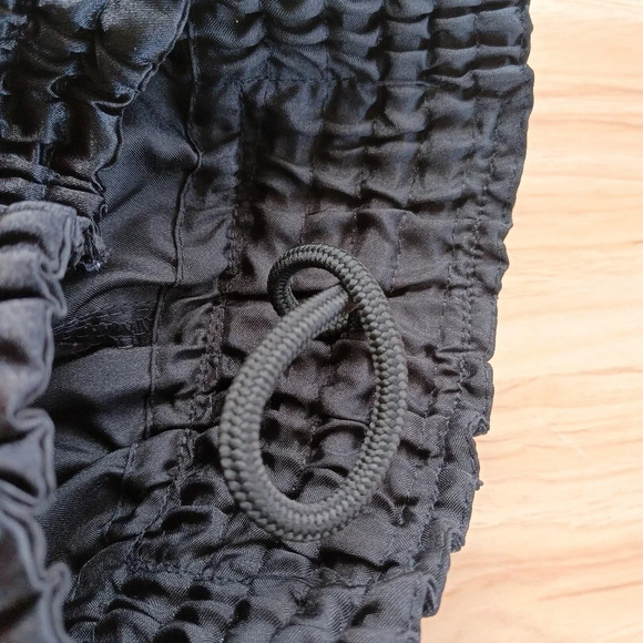 VENUM MUAY THAI SHORTS BLACK ORIGINAL SIZE S EUC - Picture 9 of 9